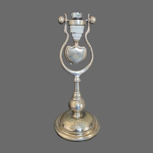 1490 - A very rare White Star Line First Class gimble lamp, total height 28cm.