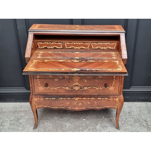 1035 - A reproduction Continental marquetry bureau, 91.5cm wide.