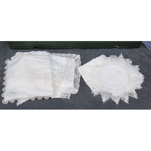 1282 - A small collection of lace and other similar whitework.