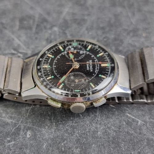 339 - A late 1960s USSR made Sekonda 'Strela' chronograph stainless steel manual wind wristwatch, 35mm, Ca... 