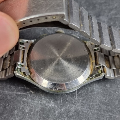 339 - A late 1960s USSR made Sekonda 'Strela' chronograph stainless steel manual wind wristwatch, 35mm, Ca... 