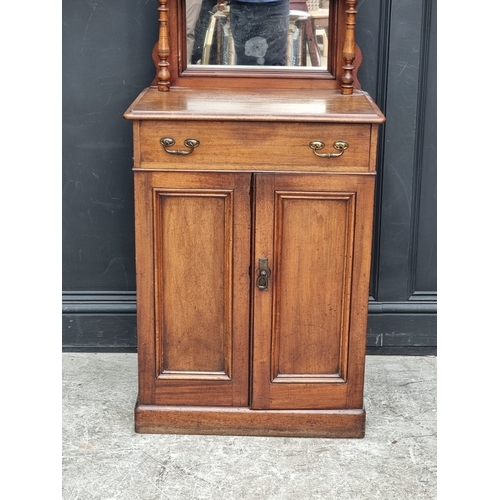 1053 - A circa 1910 mahogany mirror back side cabinet, 66cm wide.