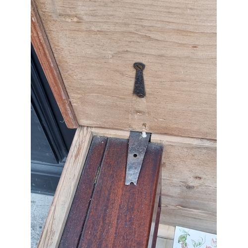 1101 - A Victorian pine coffer, 95cm wide.