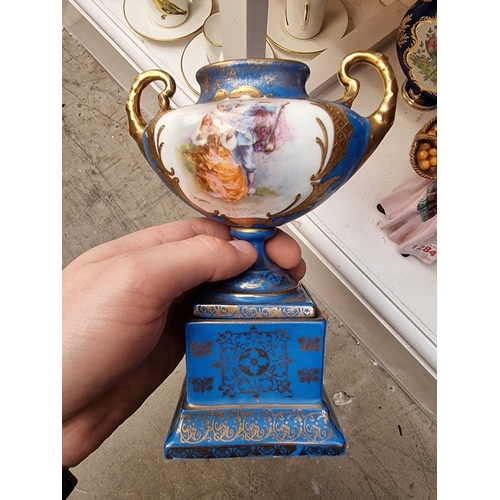 1284 - A mixed group of English and Continental ceramics, largest 28.5cm high. (9)