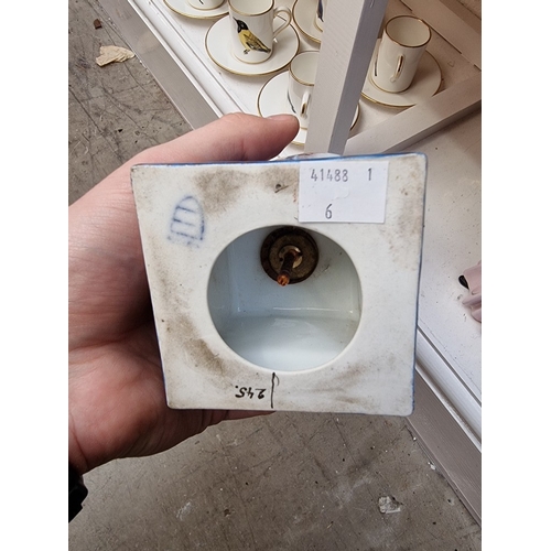 1284 - A mixed group of English and Continental ceramics, largest 28.5cm high. (9)