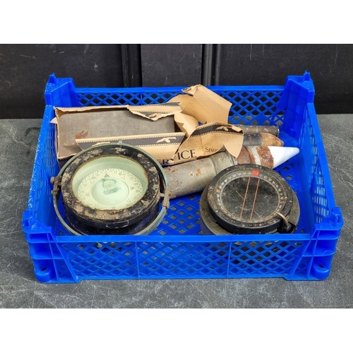 1342 - A mixed group of militaria and similar.