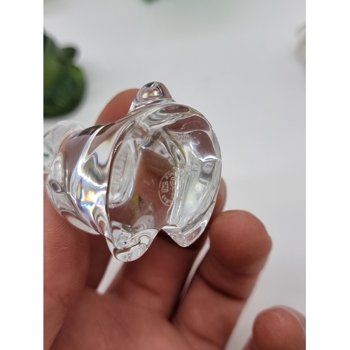 1360 - An interesting group of glass animals, comprising: a Baccarat green glass frog, 7cm high; a similar ... 