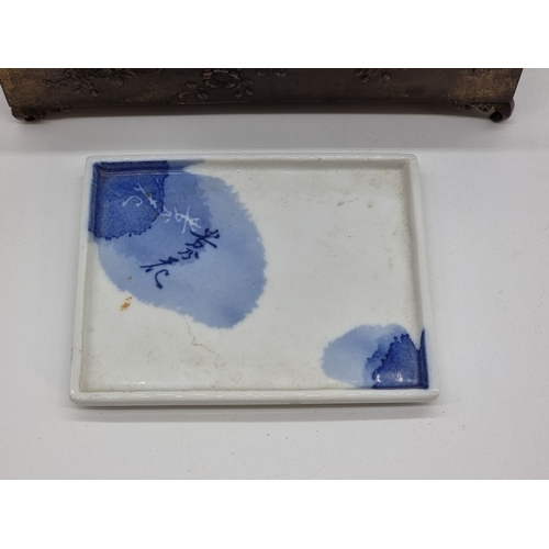 1382 - A small group of Oriental works of art, to include cloisonne enamel. (4)