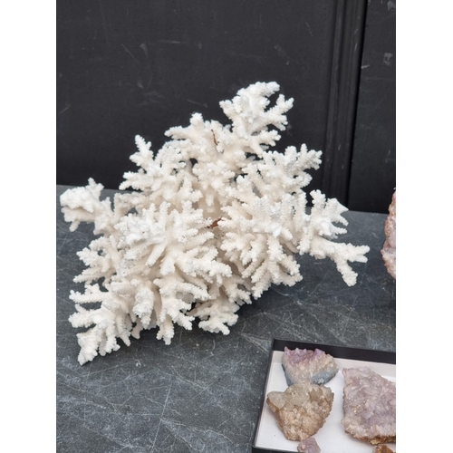 1411 - Natural History: an amethyst quartz geode, 27cm wide; together with a formation of coral, 30cm wide.... 
