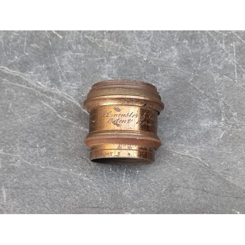 1428 - An Edwardian mahogany plate camera.