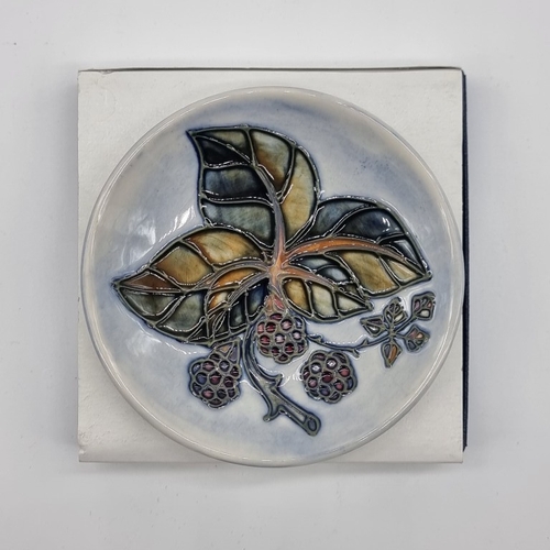 1469 - Five small Moorcroft dishes, comprising: 'Cluny'; 'Anna Lily'; 'Pansy'; 'Violet'; and 'Bramble' patt... 
