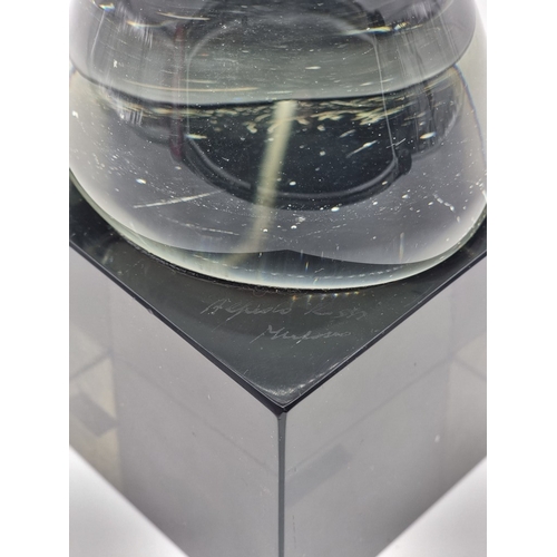 1489 - A Murano glass head, by Alfredo Rossi, signed, 37.5cm high.