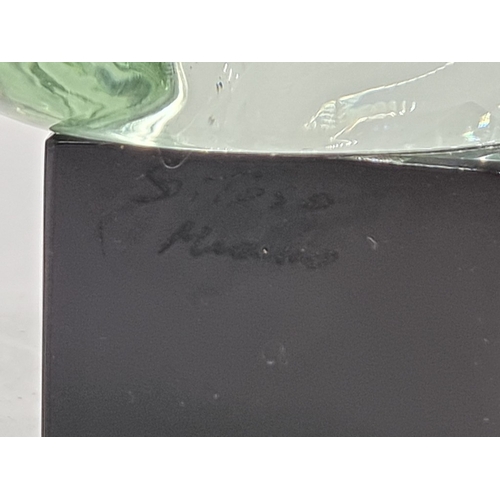 1506 - A Murano glass sculpture, by Stefano Toso, signed, 20.5cm.