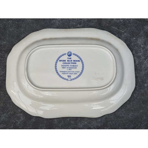 1596 - A collection of 19th century blue and white pottery.