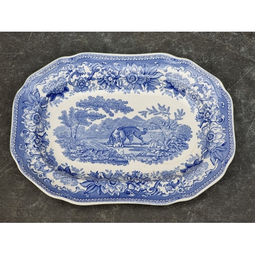 1596 - A collection of 19th century blue and white pottery.