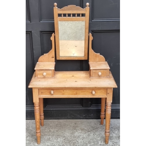 1106 - A Victorian pine mirror back dressing table, 91cm wide.