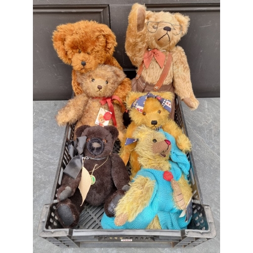 1683 - Hermann Bears: a group of six bears, to include: a limited edition 'Edwin' (0671); a limited edition... 