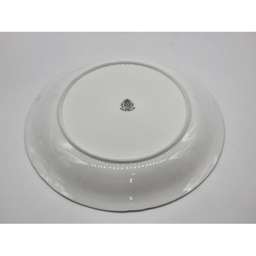 1390 - A Royal Worcester fruit painted cabinet plate, by Freeman, 23cm diameter; together with a small pair... 