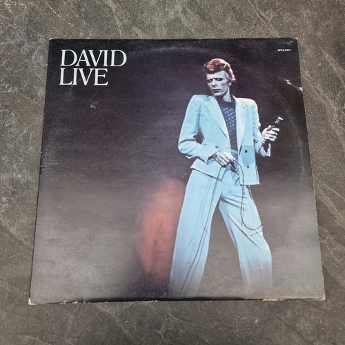 1659 - Vinyl: a group of 33rpm records, to include: Led Zeppelin '1'; Ramones 'Shock Treatment Circular Saw... 