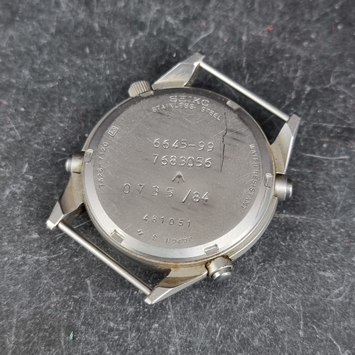 34 - A 1984 military issue RAF Seiko 'Gen 1' chronograph stainless steel quartz pilots or navigators wris... 