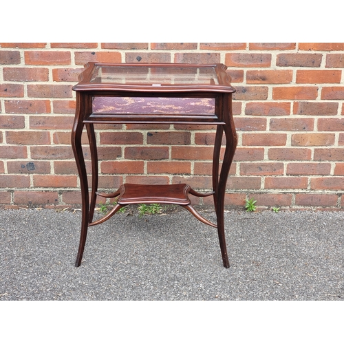 Lot 1032      