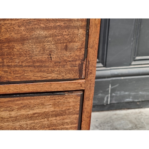 1028 - A Regency mahogany and ebony strung chest of drawers, 98cm wide.