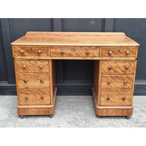 Lot 1034      