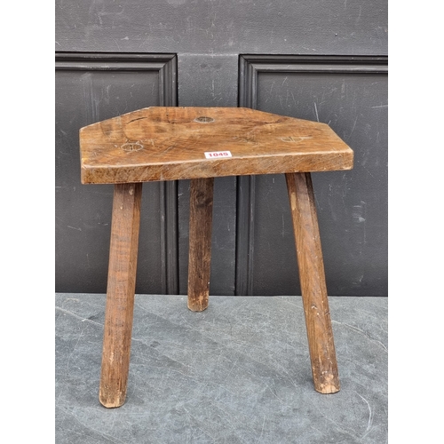 Lot 1045      