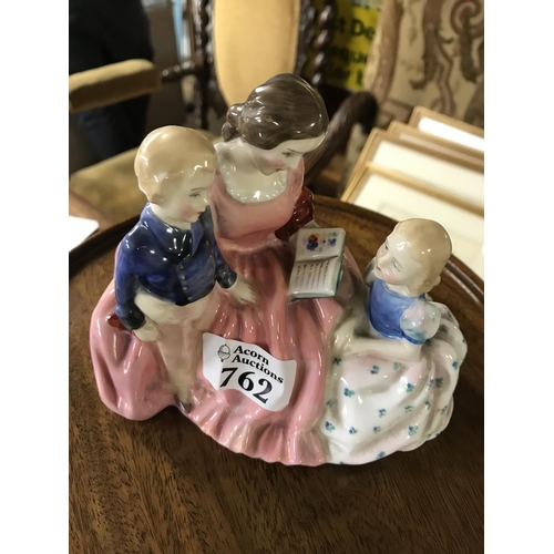 762 - Royal Doulton Bedtime Story figure
