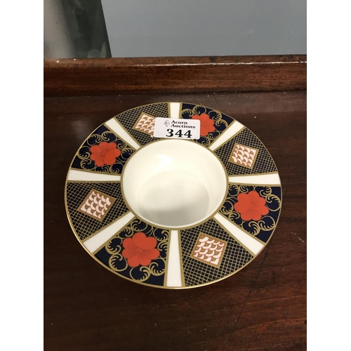 344 - Pretty Royal Crown Derby dish