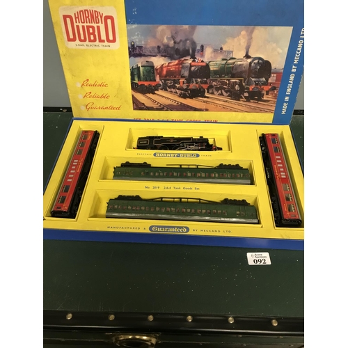 92 - Boxed Hornby Dublo set 2019 tank train