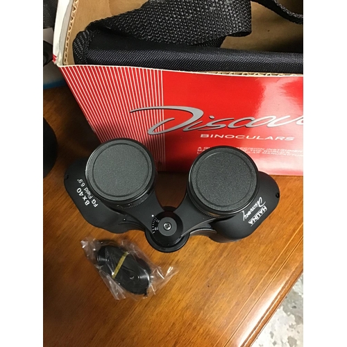 22 - 2 x Pairs of boxed binnoculars (20x50 & 8x40)