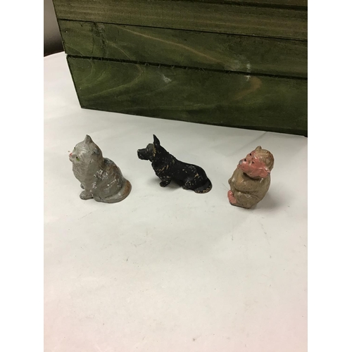 275 - 3 x Vintage small metal animals