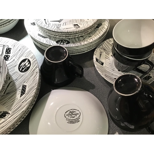 381 - Ridgeways Homemaker - 6 x Bowls, 4 x Side plates, 6 x Luncheon plates, 5 x Dinner plates, 5 x Duos -... 