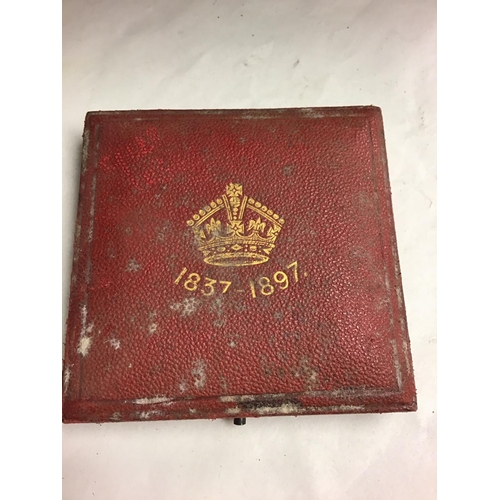 541 - 1897 Boxed Queen Victoria commemorative coins