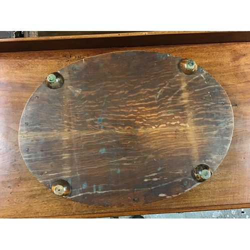 353 - Lovely vintage wood and brass gallery tray