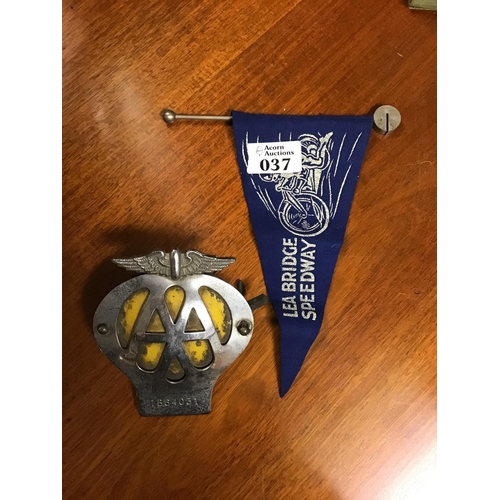 37 - Vintage AA Car badge & Lea Bridge Speedway felt pennant