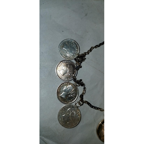 612 - Coin necklace