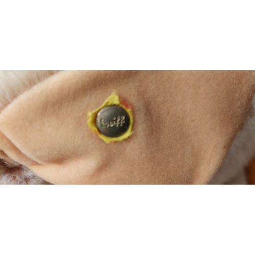 657 - Large vintage Steiff pig - Button in ear