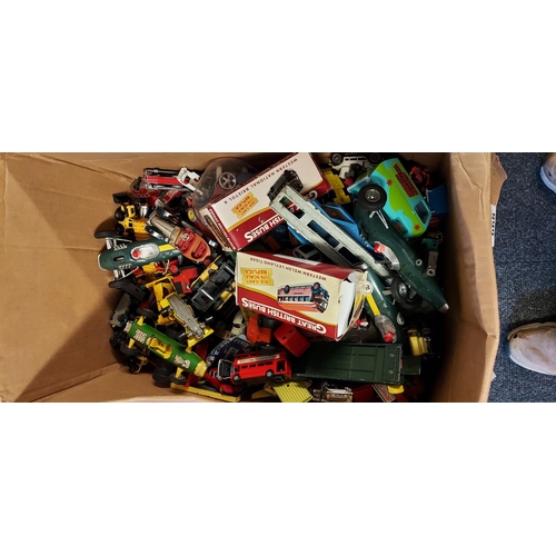 668 - Large box of diecast vehicles