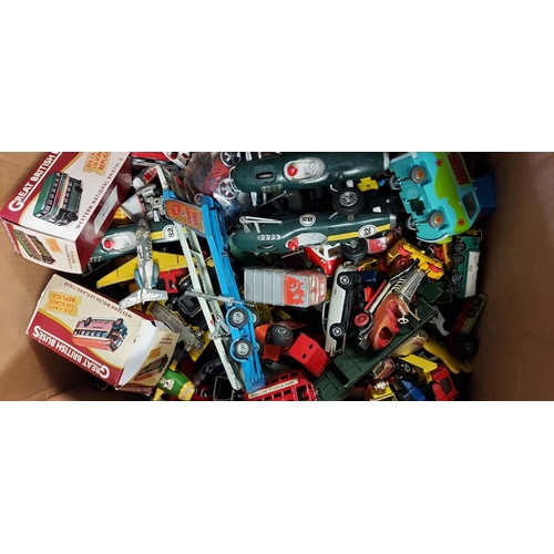 668 - Large box of diecast vehicles