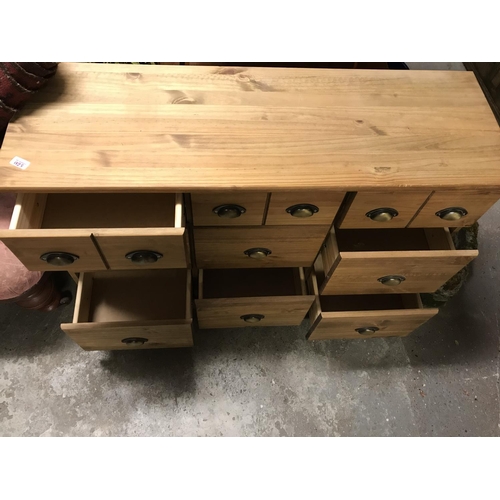 25 - Lovely 12 drawer chest of drawers. 6 x Smaller drawers over 6 x Larger drawers - COLLECTION ONLY OR ... 