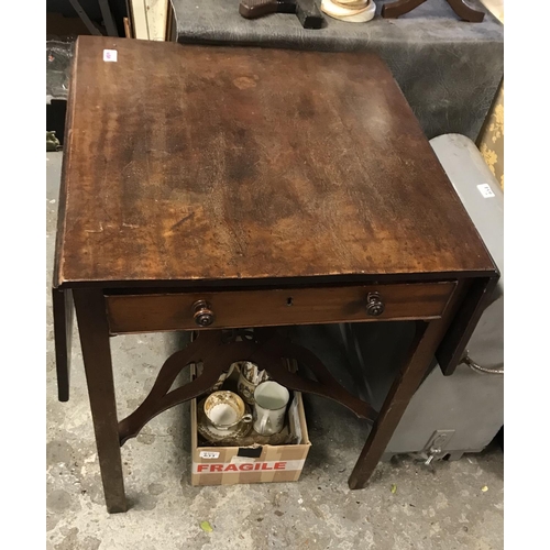 650 - Early drop leaf table - COLLECTION ONLY OR ARRANGE YOUR OWN COURIER