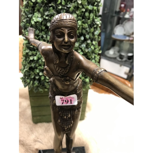 791 - Nice bronze Flapper Girl