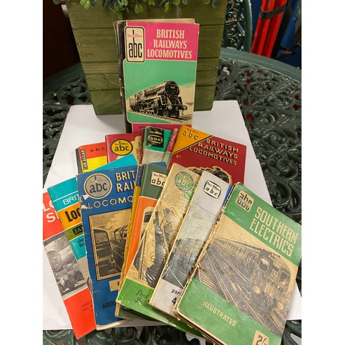 579A - 16 x Various railway books - Mainly ABC Series