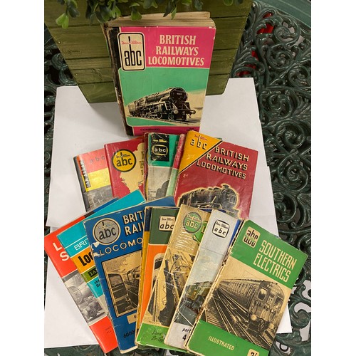 579A - 16 x Various railway books - Mainly ABC Series