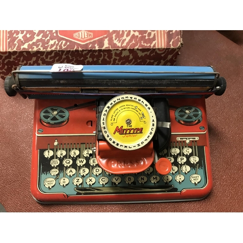 100 - Vintage toy Metype metal typewritter in original box