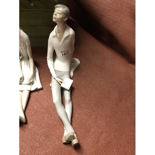 107 - 2 x Lovely Lladro figures. Sadly, the girl has broken legs