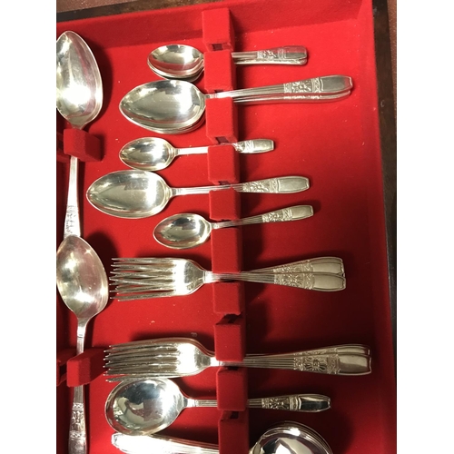 136 - Canteen of cutlery