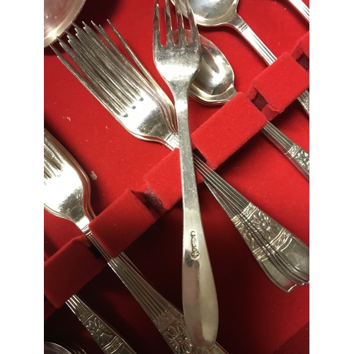 136 - Canteen of cutlery